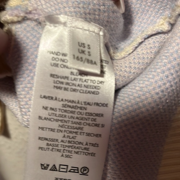 NWT Urban Outfitters cropped sweater vest - Picture 5 of 6